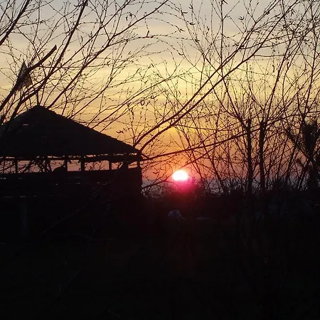 Quarto em Acomodações Particulares Goscinne U Anny *