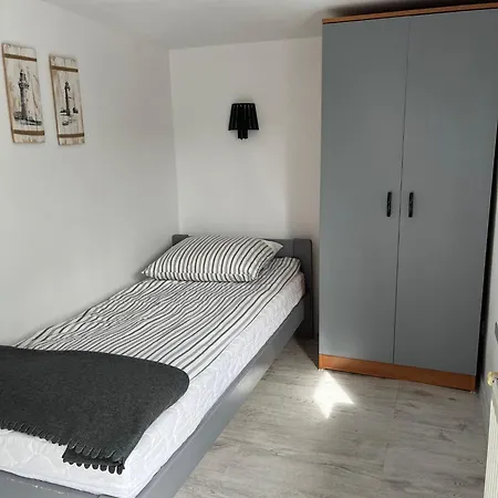 Quarto em Acomodações Particulares Goscinne U Anny *